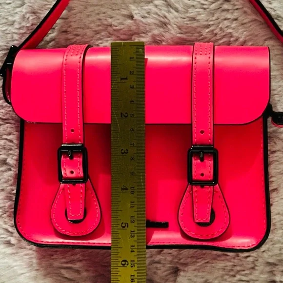 NWOT Dr. Martens 7 inch Mini Leather Satchel Crossbody Bag - Picture 7 of 9